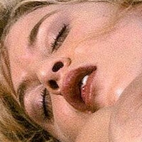 Lisa Chest Nue