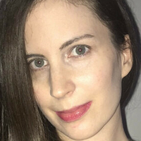 loritaylor Nue