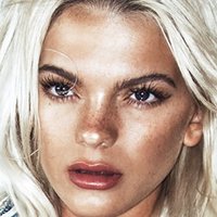 Louisa Johnson Nue