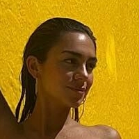 Luana Barron Nue