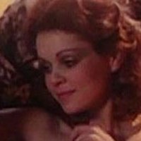 Lynne Ross Nue