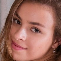 Maria Mendoza Nue