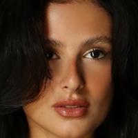 Maxine Meneghetti Nue