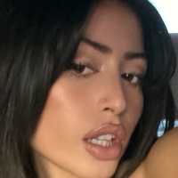 Miranda Ras Nue