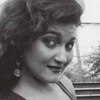 Miriam Zucker Nue