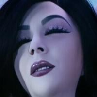 Misshenley Nue
