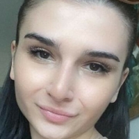 Molly Kazi Nue
