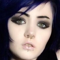 MollyRot Nue