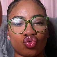 moreyaz Nue