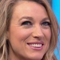 Natalie Zea Nue