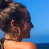Olivia Holzmacher Nue