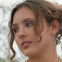 Olivia Mitchell Nue