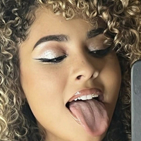Pauline Brown Nue