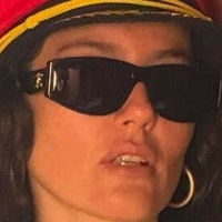 Pelin Akil Nue