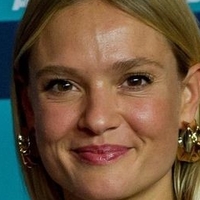 Pia Stutzenstein Nue