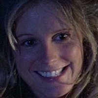 P. J. Soles Nue