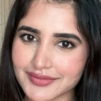Rachel Sharma Nue