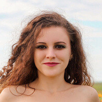 Redhead_Aggie Nue