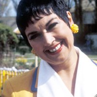 Ruth Madoc Nue