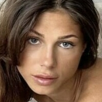 Saga Henrikssen Nue