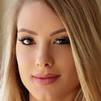 Savannahjean14 Nue