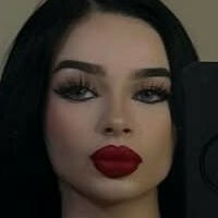 Sofia Guzman Nue