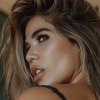 Stefania Pereira Nue