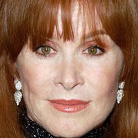 Stefanie Powers Nue