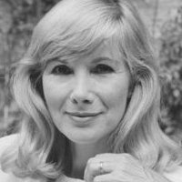 Susan Hampshire Nue