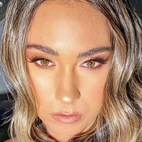 Talia Ron Nue