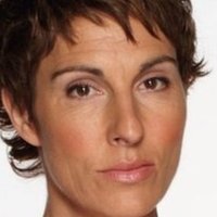Tamsin Greig Nue