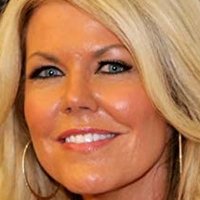 Tracey Birdsall Nue