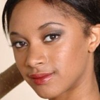 Tyra Moore Nue