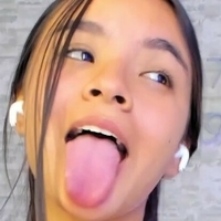 urlittlegirl_ Nue