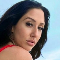 Vanessa Blake Nue