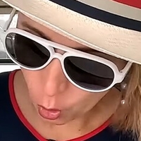 Victoria Chalaya Nue