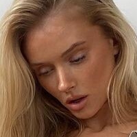Victoria Turner Nue