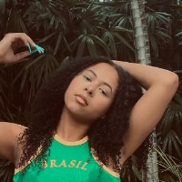 Vitoria Oliveira Nue