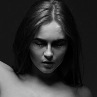 Weronika Duraj Nue